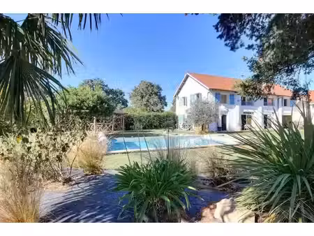 vente maison 6 pièces 242.6 m² à gomer (64420)  422 000 €