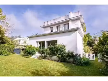 vente maison 8 pièces 283 m² à vaucresson (92420)  1 250 000 €