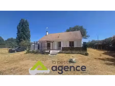 vente maison 4 pièces 95 m² à méry-sur-cher (18100)  172 000 €