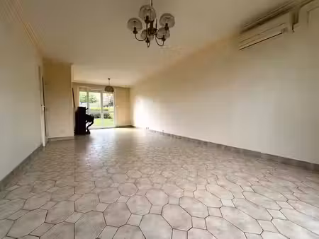 vente maison 5 pièces 106 m² à pluguffan (29700)  176 550 €