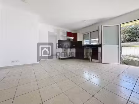 appartement t3  2 chambres +box+park+cave