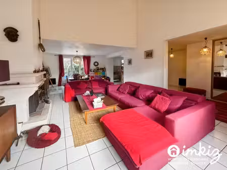 maison lumineuse de 150 m² avec garage double