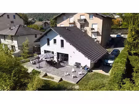maison contemporaine 2019  104m2 521 m2 de terrain terra