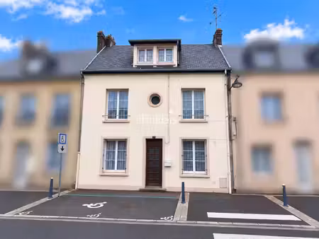 maison de ville proche du centre