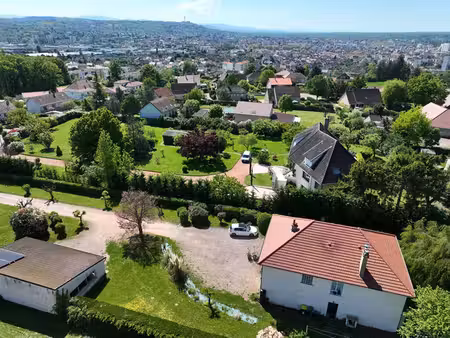 villa creuzier le vieux 8 pièce(s) 200 m2