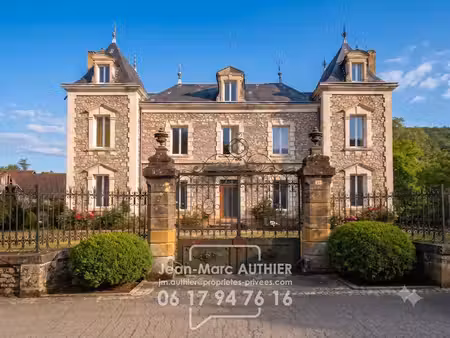 propriété d'exception au coeur du village de daglan