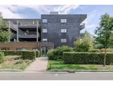 appartement te koop in oostakker met 2 slaapkamers