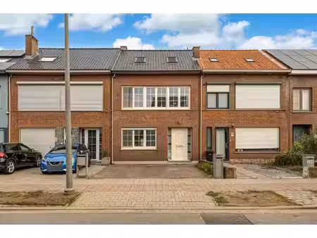 huis te koop in stabroek met 3 slaapkamers