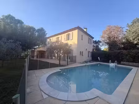 location maison 5 pièces 127.77 m² à aix-en-provence (13090)  2 900 €
