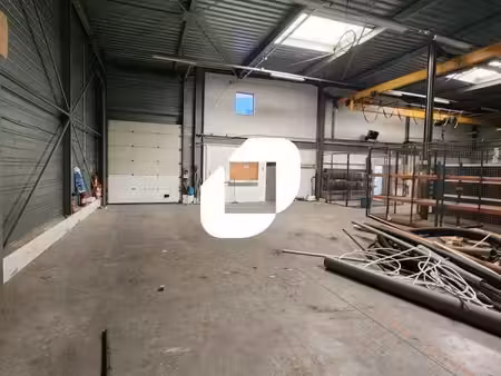 location local d’activités 1150m²