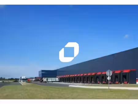 location entrepôt meung sur loire 45130 15775m²