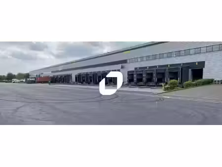 location entrepôt longueil sainte marie 60126 4833m² à 42978m²