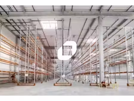 location entrepôt grand couronne 76530 6004m² à 18708m²