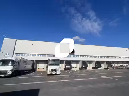 location entrepôt villabe 91100 5982m² à 18163m²