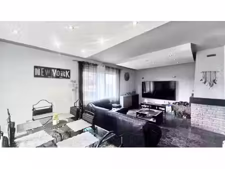 vente maison 7 pièces 148 m² le brusquet (04420)