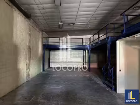 location local d’activités saint laurent du var 06700 322m²