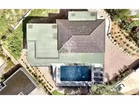 villa de luxe de 5 pièces en vente sainte-lucie de porto-vecchio  france