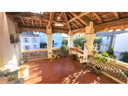 congénies - maison d'habitation de 160m2 + local professionnel 90 m2 + grange & piscine