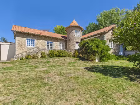 rare opportunité – ensemble immobilier avec potentiel locatif et étang de pêche
