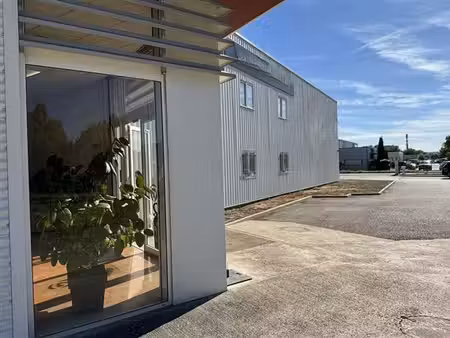 location local d'activités colomiers 1 042 m²