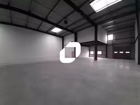 location local d’activités gennevilliers 92230 784m² à 2270m²