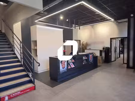 location local d’activités 1988m²