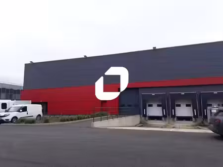 location local d’activités maurepas 78310 1290m² à 2617m²