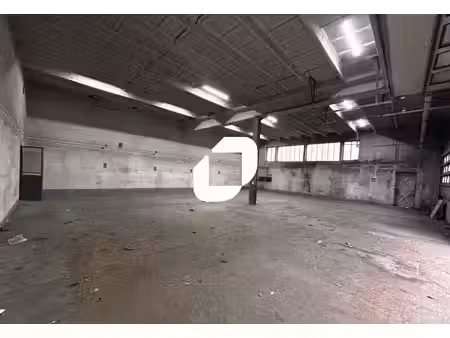 location local d’activités aubervilliers 93300 1175m²
