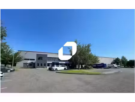 location entrepôt lisses 91090 7160m²