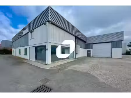 location local d’activités vaulx en velin 69120 1373m²