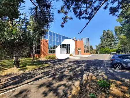 location local d’activités les ulis 91940 644m²