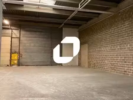 location local d’activités gennevilliers 92230 547m²