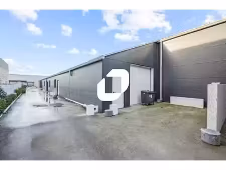 location local d’activités gennevilliers 92230 617m² à 1645m²