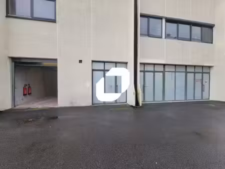 location local d’activités palaiseau 91120 669m²