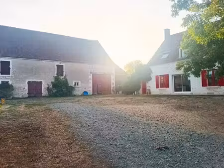 maison 160 m² terrain 4500 m² grandes dependancces