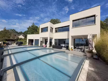 vente maison 7 pièces  170.00m²  follainville