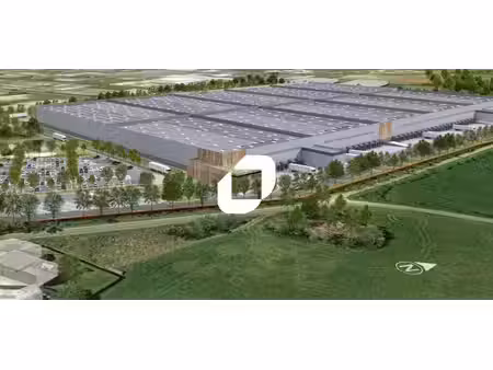 location entrepôt amilly 45200 77000m²