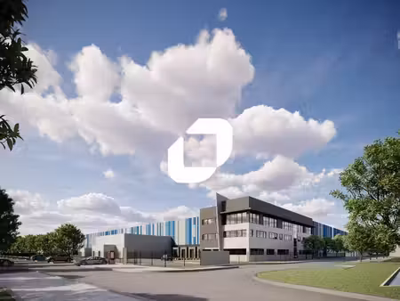 location entrepôt bresles 60510 25413m²