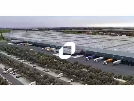 location entrepôt montabon 72500 28700m²