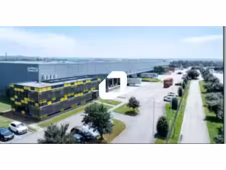 location entrepôt corbas 69960 8265m²
