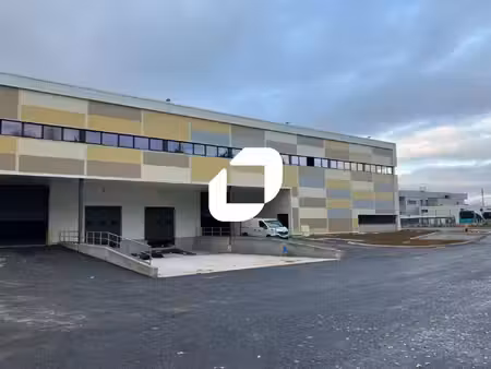location entrepôt plaisir 78370 4619m² à 6158m²
