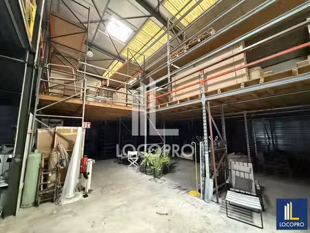 location local d’activités cannes 06150 2102m²