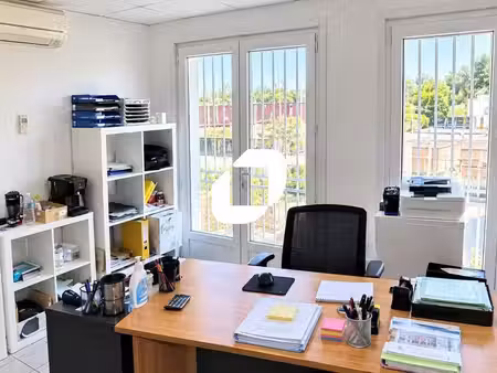 location local d’activités 1479m²