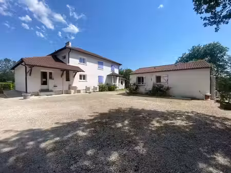 vente immeuble 11 pièces 250 m² à saint-paul-flaugnac (46170)  289 000 €