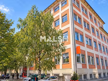 achat local professionnel 122m²