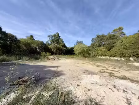 terrain de 5000 m2 - sommières  occitanie