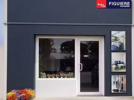vente commerce saint mitre les remparts 13920 115m²