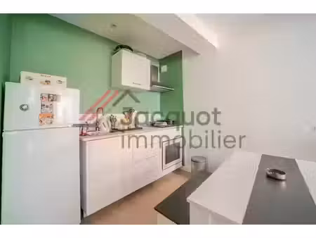 vente appartement 2 pièces 38 m² à lons-le-saunier (39000)  75 000 €