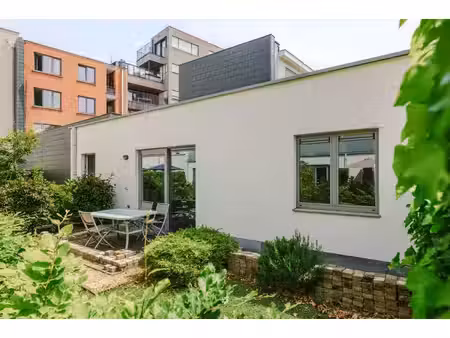appartement te koop in sint-niklaas met 1 slaapkamer
