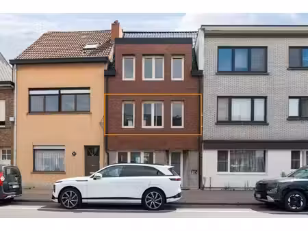appartement te koop in hemiksem met 2 slaapkamers